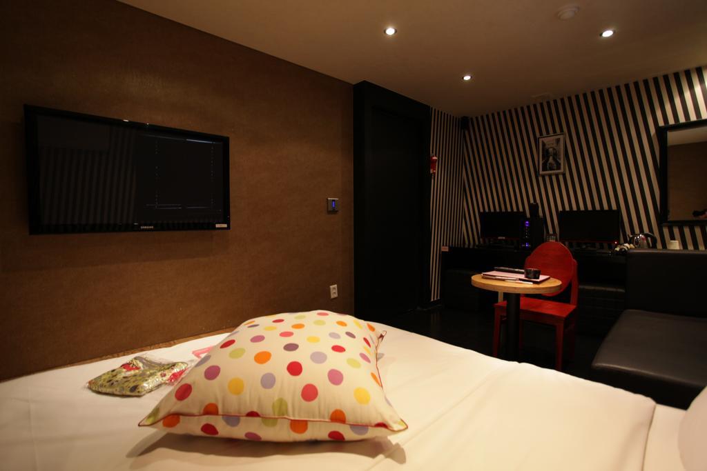 Hotel Yaja Suwon Rom bilde